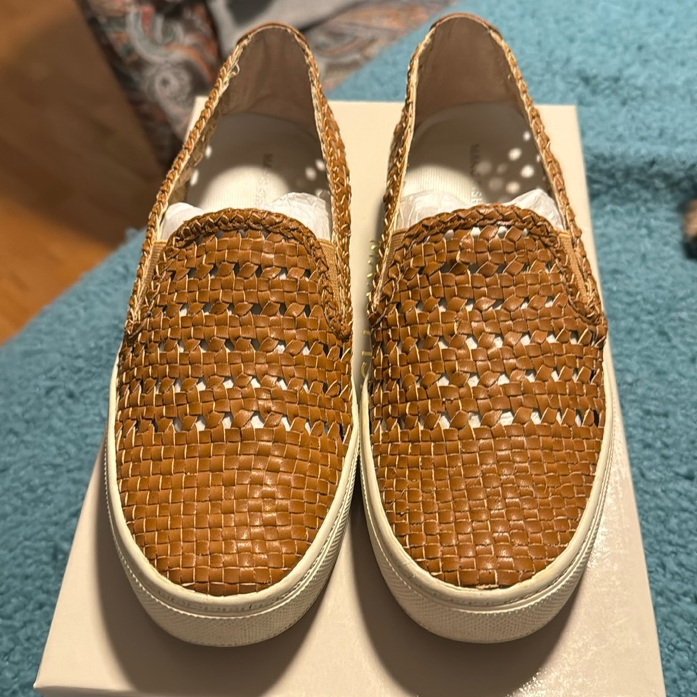 Marc Fisher medium brown woven sneaker/shoe